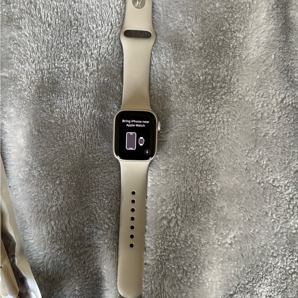 Apple Watch Series 7 41 mm - Picture 2 of 12